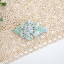 Load image into Gallery viewer, Flower Hair Clip SET