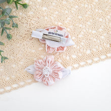 Load image into Gallery viewer, Flower Hair Clip SET